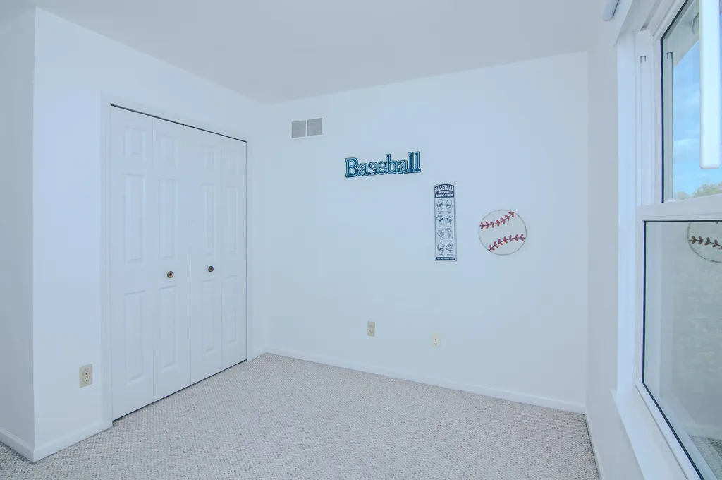 3162 Shamrock Court Ann Arbor City MI 48105