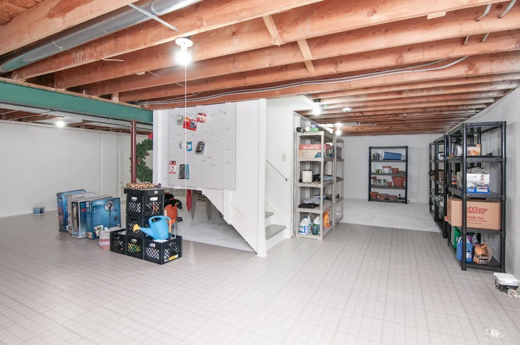 3162 Shamrock Court Ann Arbor City MI 48105