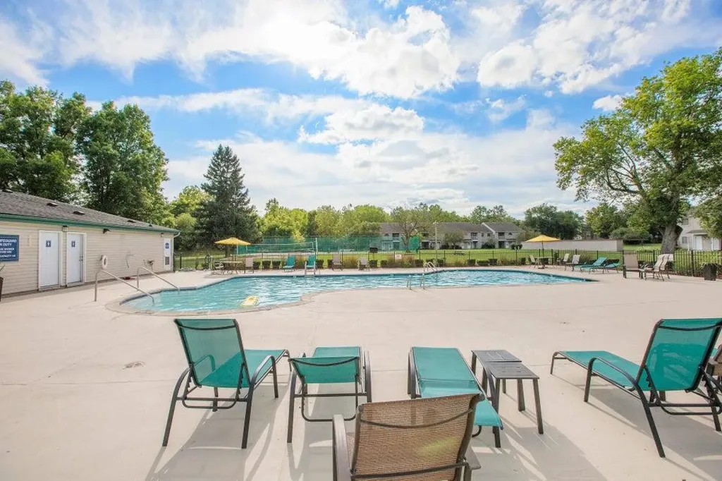 2884 Roundtree Boulevard Ypsilanti Charter Township MI 48197