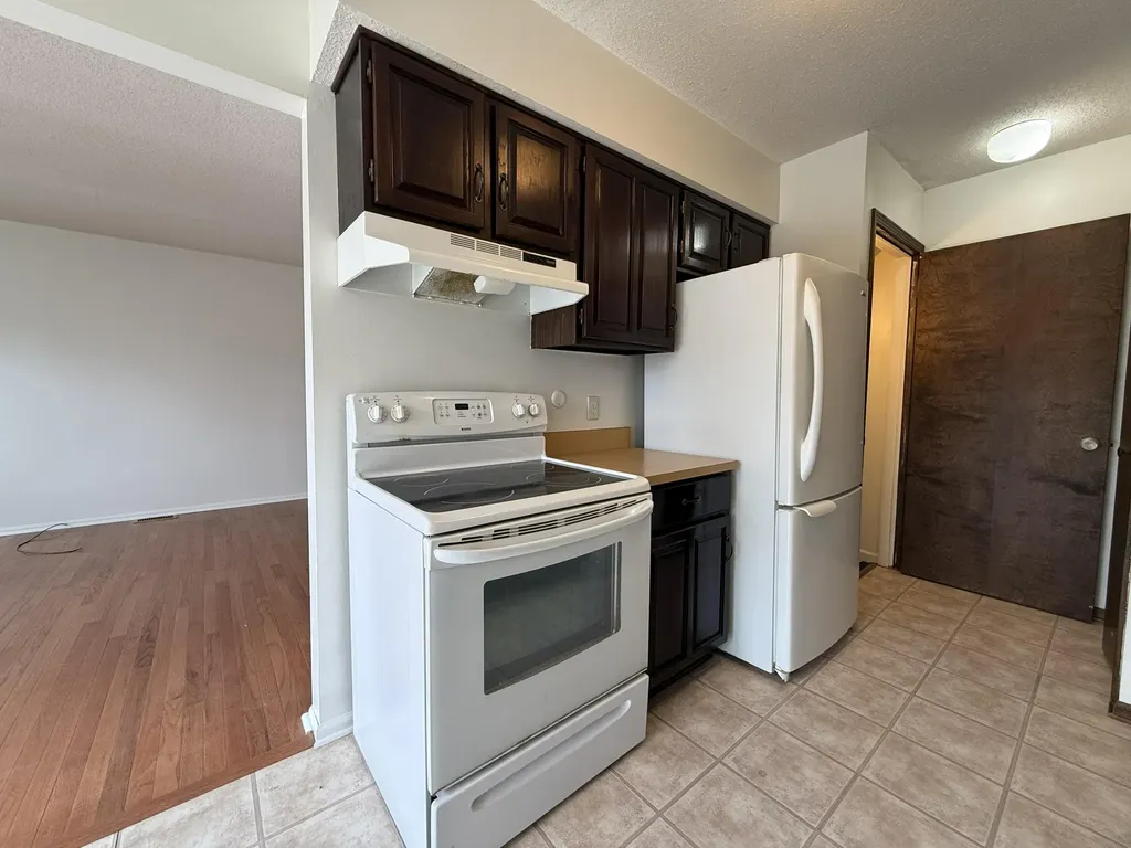 2884 Roundtree Boulevard Ypsilanti Charter Township MI 48197