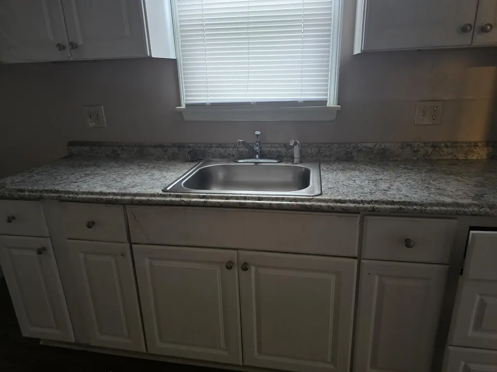 21706 Rausch Avenue Eastpointe City MI 48021