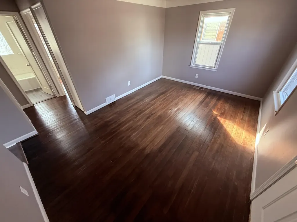 28908 Maple Street Roseville City MI 48066
