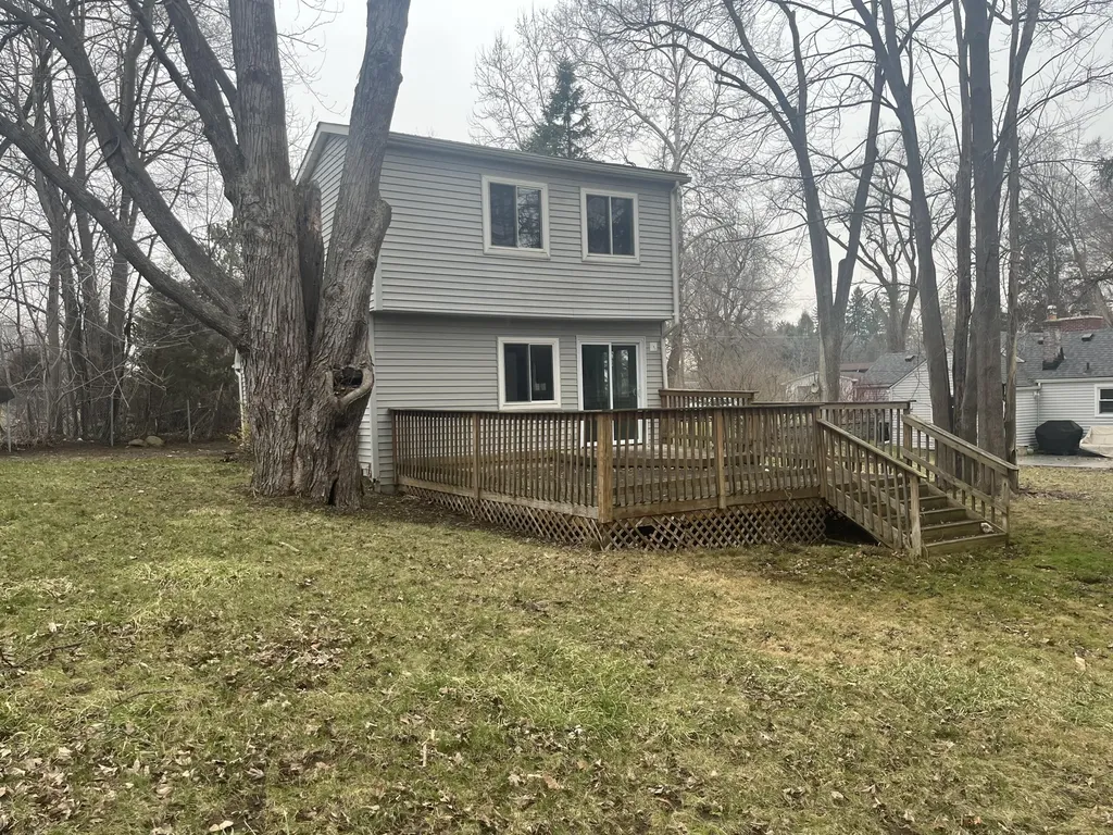 278 E Peterson Drive Hartland Township MI 48114