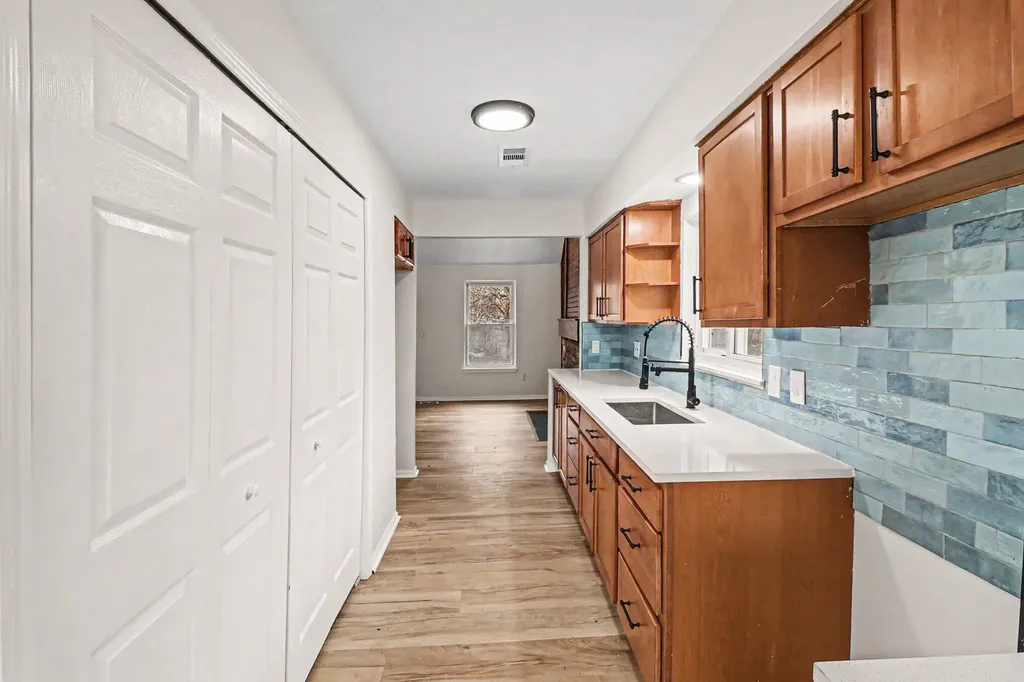 278 E Peterson Drive Hartland Township MI 48114
