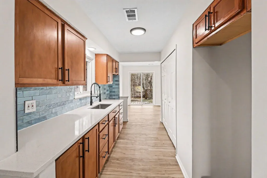 278 E Peterson Drive Hartland Township MI 48114