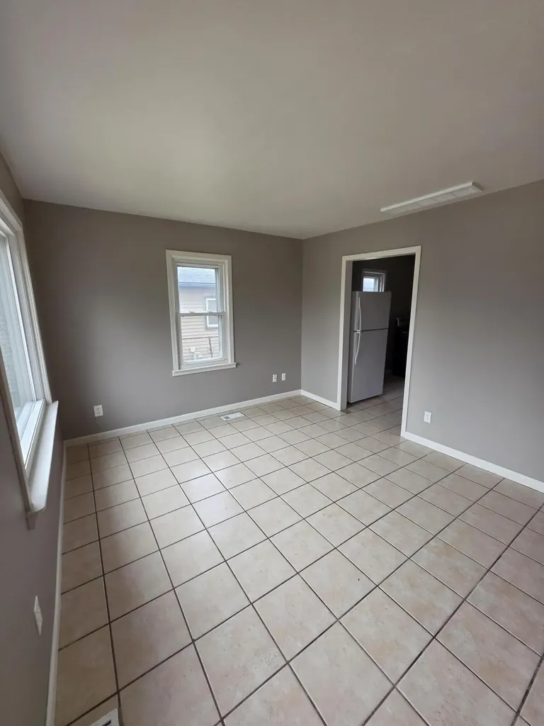 6338 Hazel Street Taylor City MI 48180