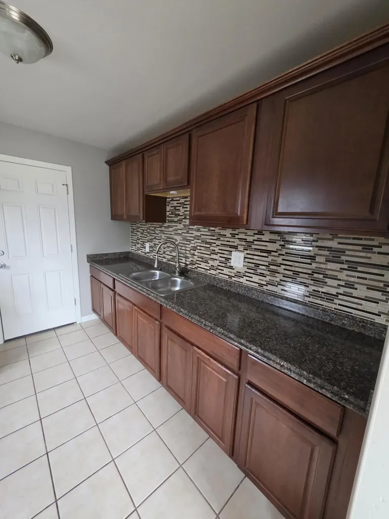 6338 Hazel Street Taylor City MI 48180