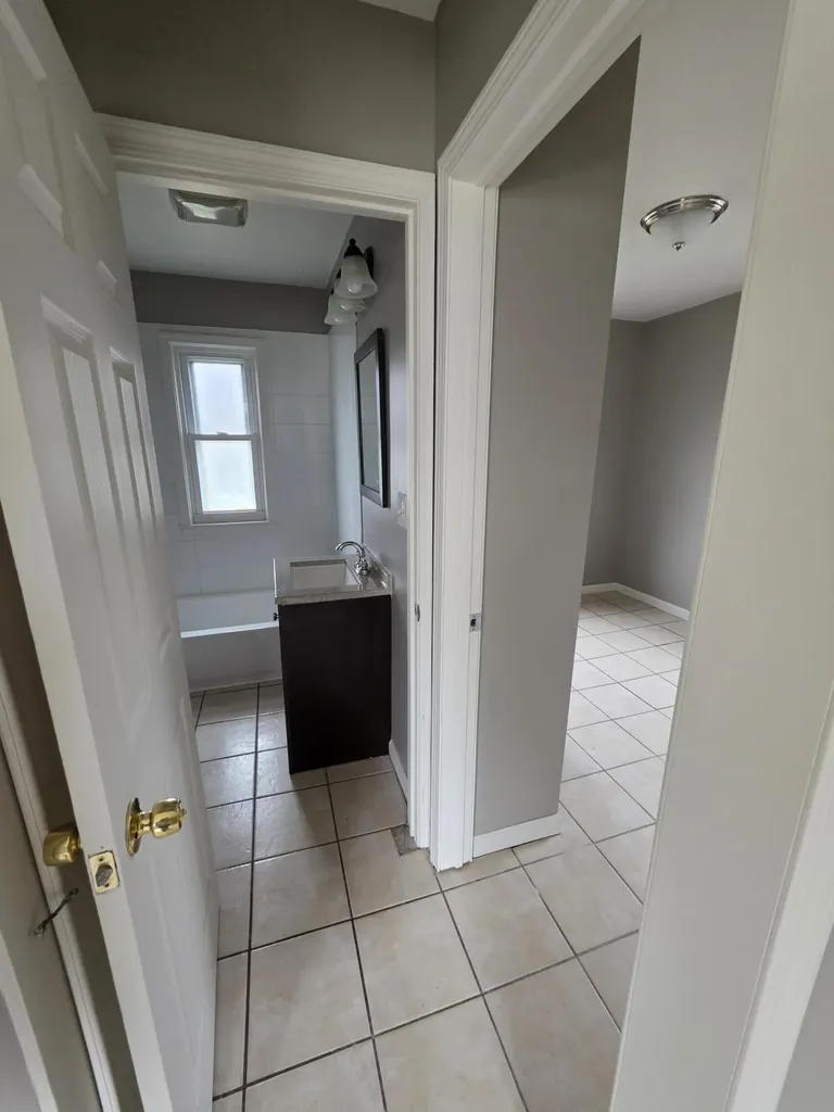 6338 Hazel Street Taylor City MI 48180
