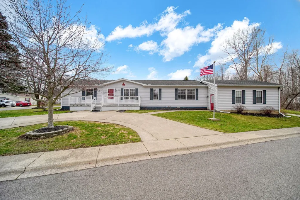 701 Missouri River Drive Adrian City MI 49221