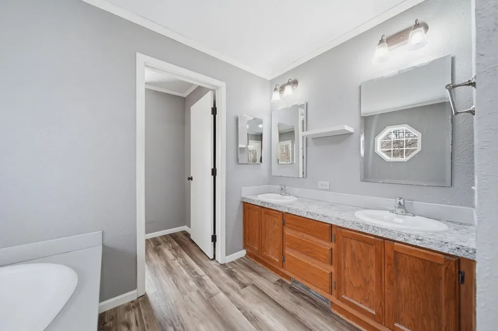 701 Missouri River Drive Adrian City MI 49221