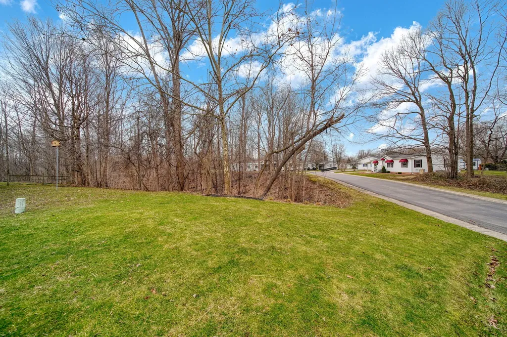 701 Missouri River Drive Adrian City MI 49221