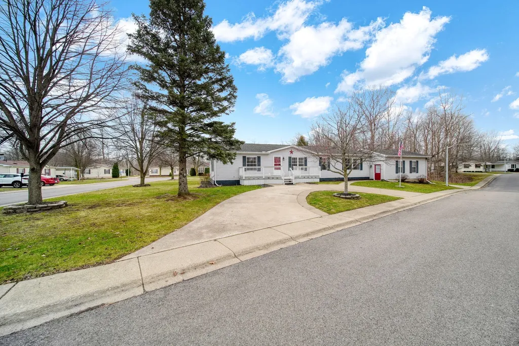 701 Missouri River Drive Adrian City MI 49221