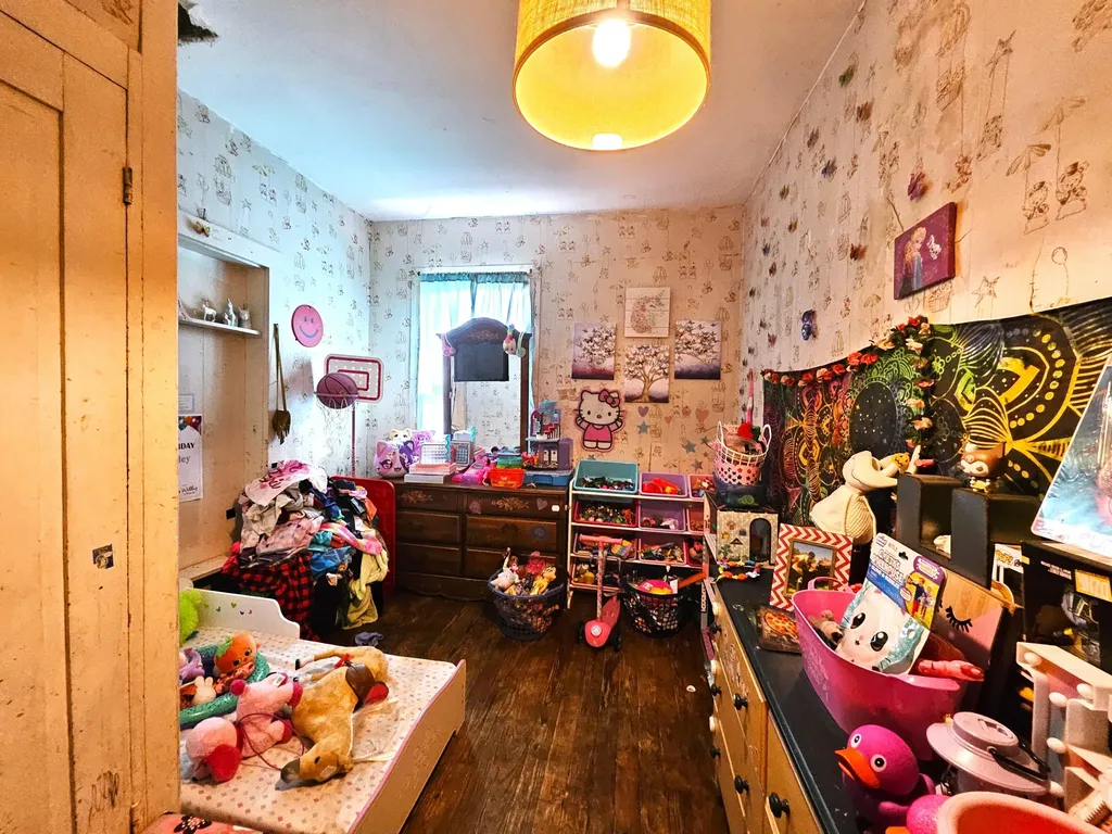 218 S Cherry Street Flushing City MI 48433