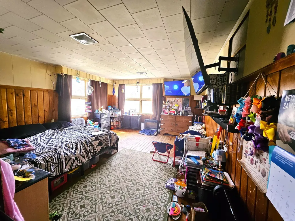 218 S Cherry Street Flushing City MI 48433