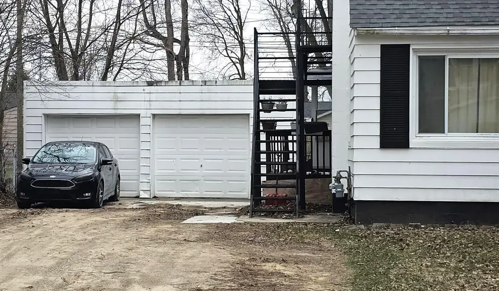 928 Ottawa Avenue Ypsilanti Charter Township MI 48198