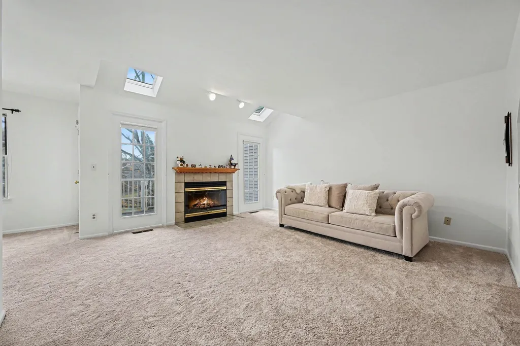 4356 Pine Ridge Court Ann Arbor Charter Township MI 48105