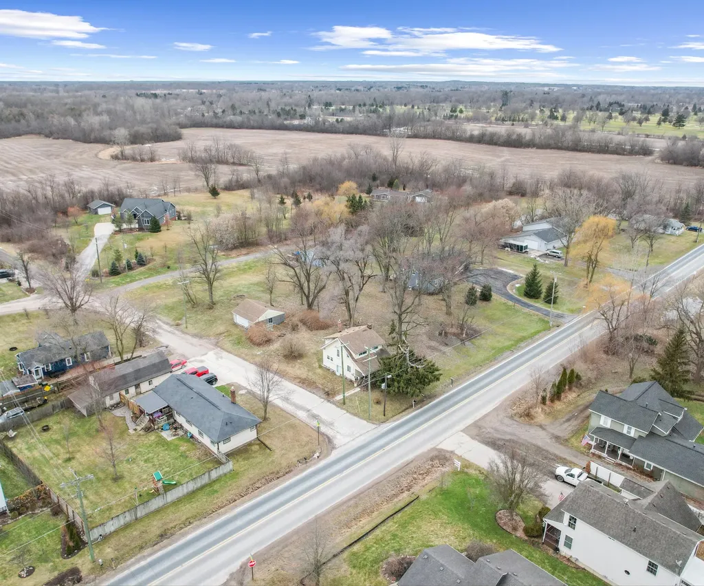 9296 6 Mile Road Salem Township MI 48168