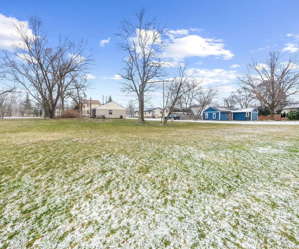 9296 6 Mile Road Salem Township MI 48168