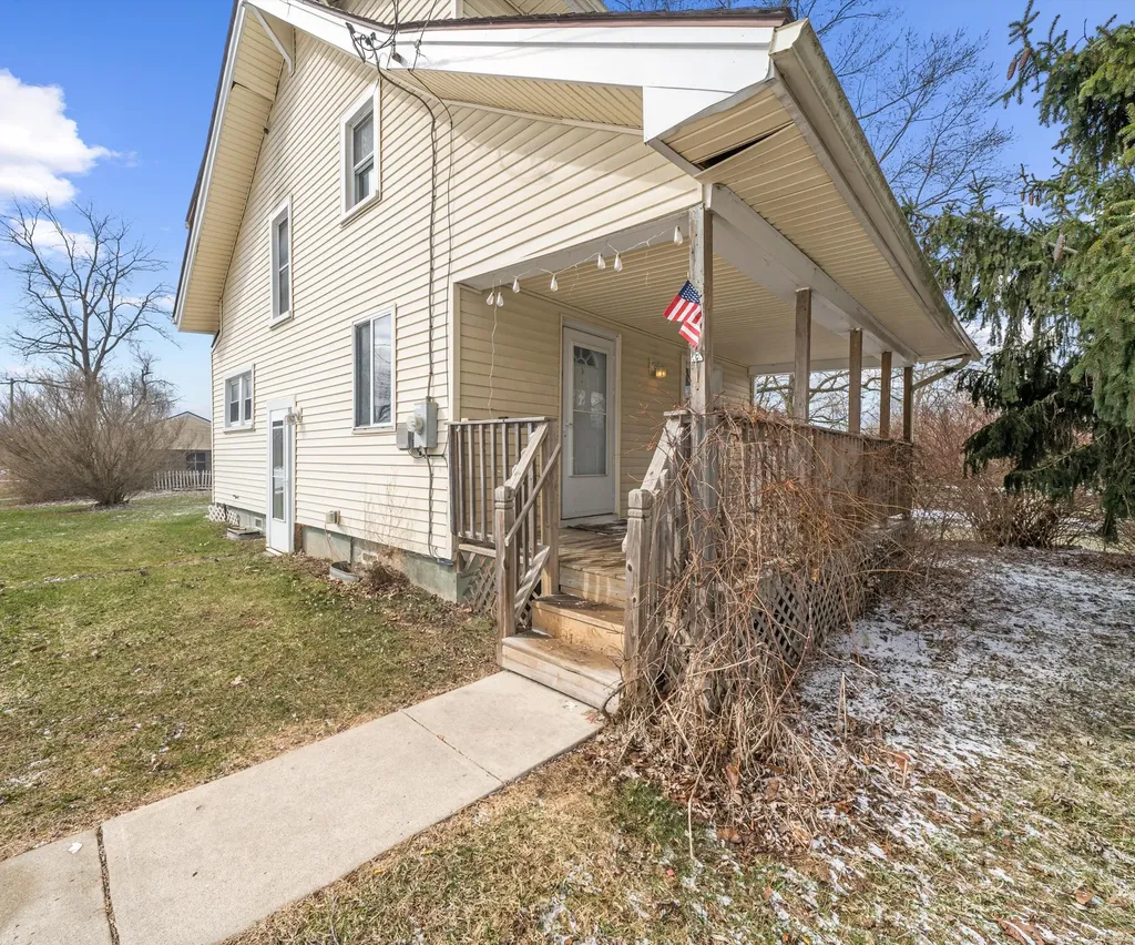 9296 6 Mile Road Salem Township MI 48168