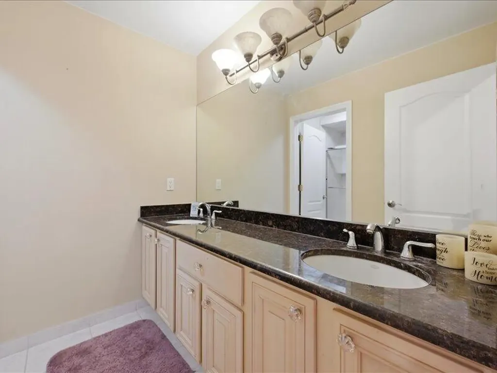 52018 Loon Court Shelby Charter Township MI 48315