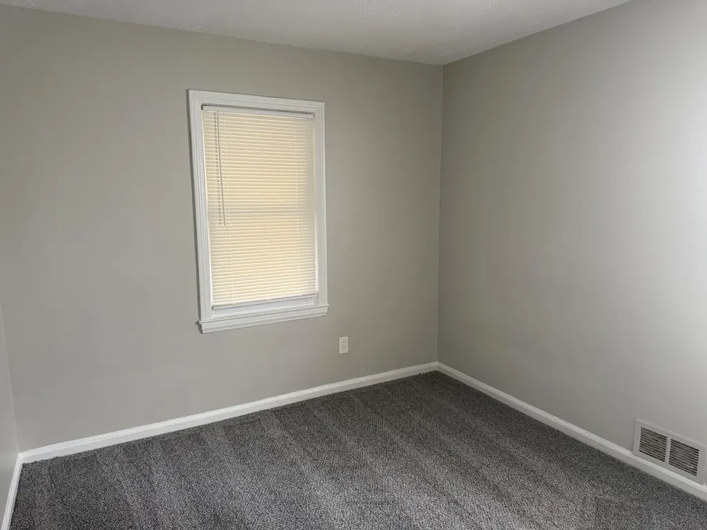 18949 Washtenaw Street Harper Woods City MI 48225