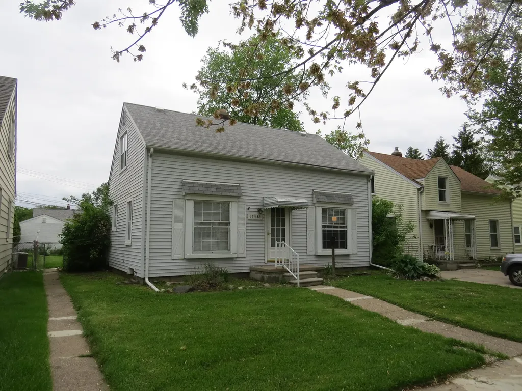 17538 Matthews Street Riverview City MI 48193
