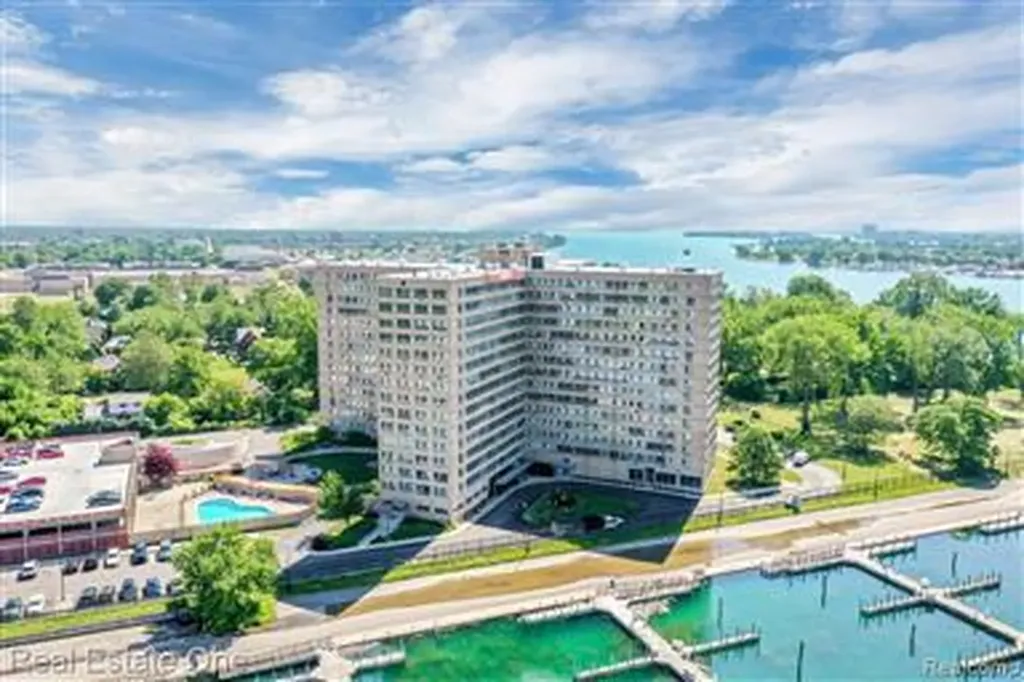 8900 E Jefferson Avenue Detroit City MI 48214