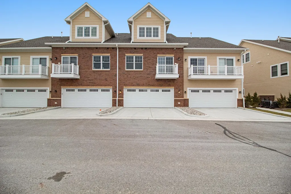 7933 Grand Street Dexter City MI 48130