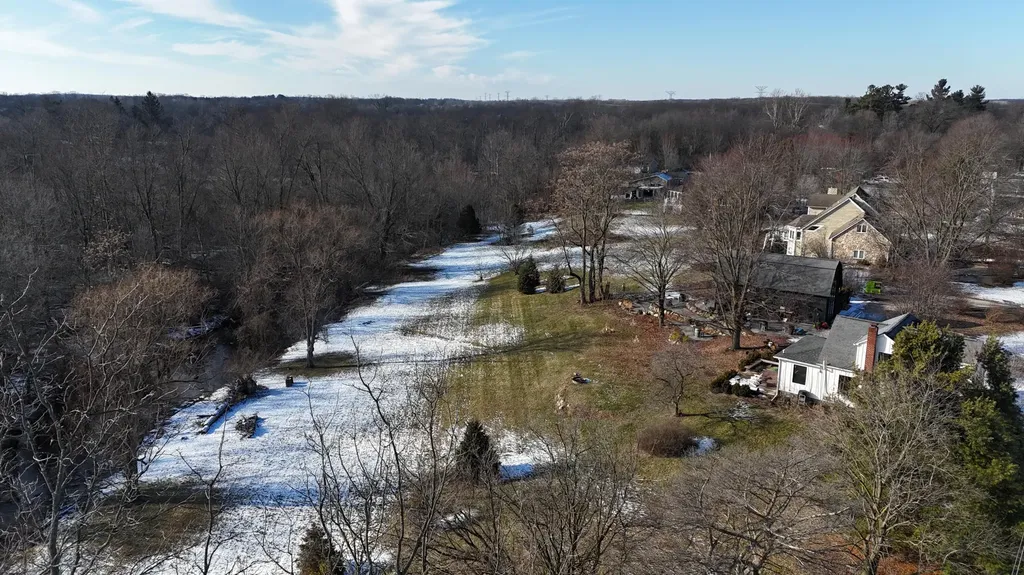 7525 Huron River Drive Webster Township MI 48130