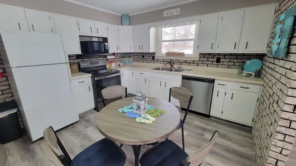 147 Dons Drive Algansee Township MI 49082