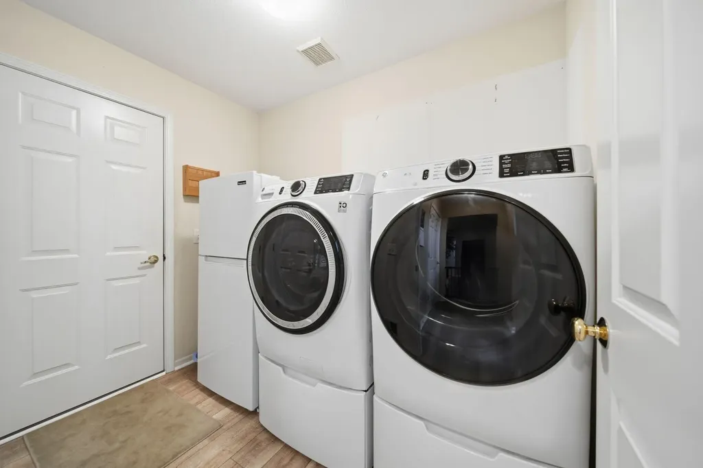689 Korey's Circle Blissfield Village MI 49228