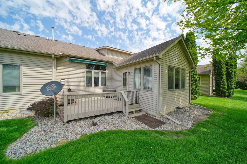 689 Korey's Circle Blissfield Village MI 49228