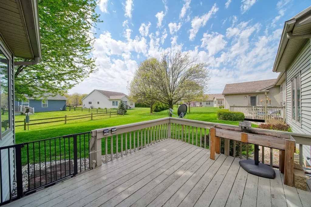 689 Korey's Circle Blissfield Village MI 49228