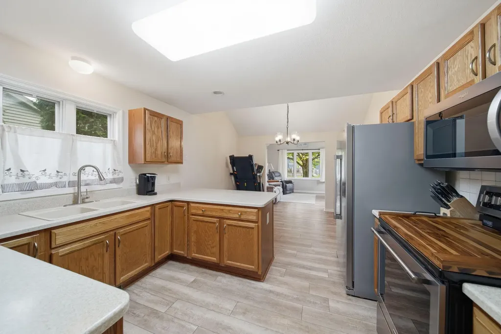 689 Korey's Circle Blissfield Village MI 49228
