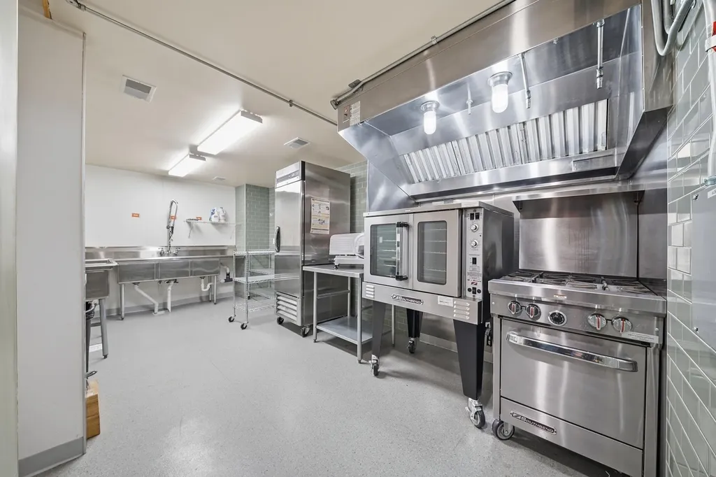 915 S Clinton Street Stockbridge Village MI 49285