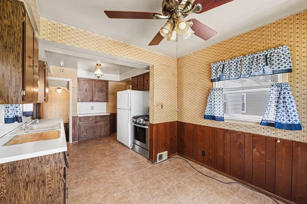 24924 Princeton Street Dearborn City MI 48124