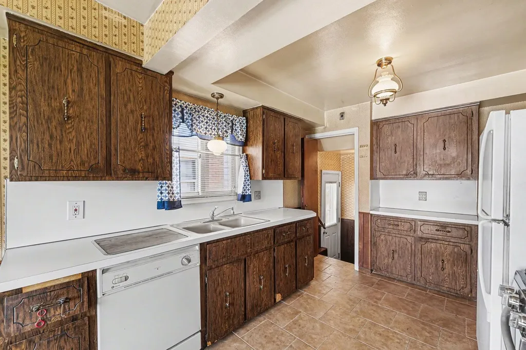 24924 Princeton Street Dearborn City MI 48124
