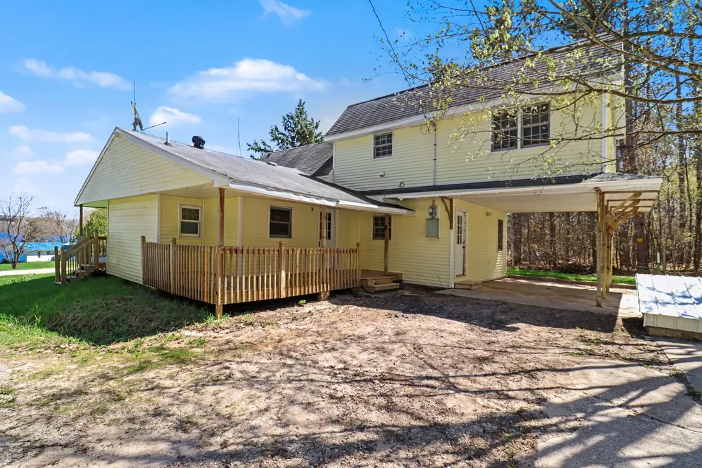 2405 100th Avenue Evart City MI 49631