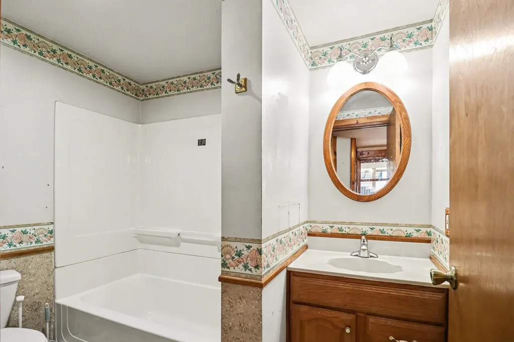 2405 100th Avenue Evart City MI 49631