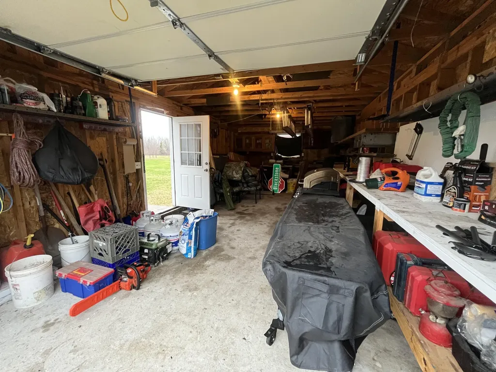 11492 Maple Lane Road Unknown City MI 49776