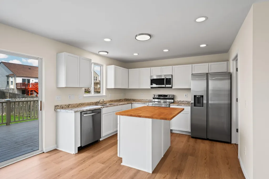 6285 Maplehurst Drive Ypsilanti Charter Township MI 48197