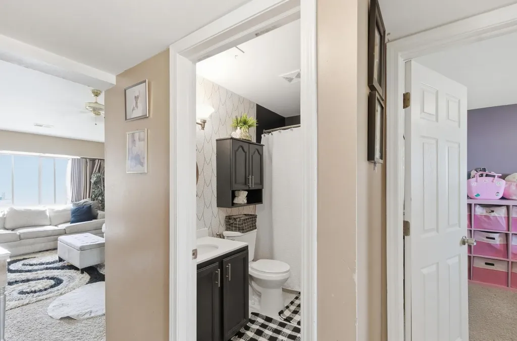 30813 Hidden Pines Lane Roseville City MI 48066