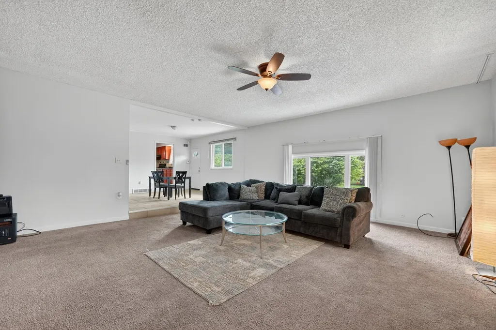 23100 Mapleridge Drive Southfield City MI 48075