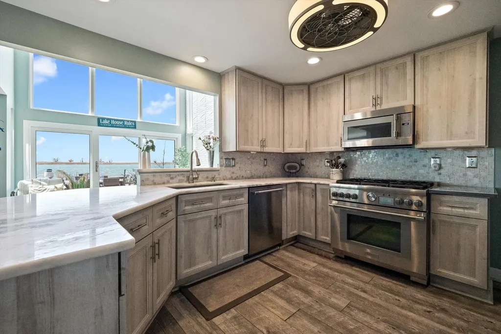 8115 Colony Drive Clay Township MI 48001