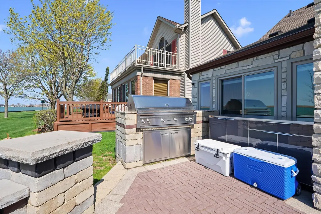 8115 Colony Drive Clay Township MI 48001