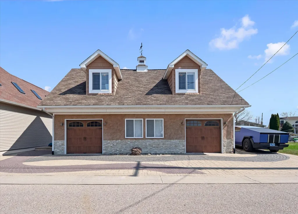 8115 Colony Drive Clay Township MI 48001