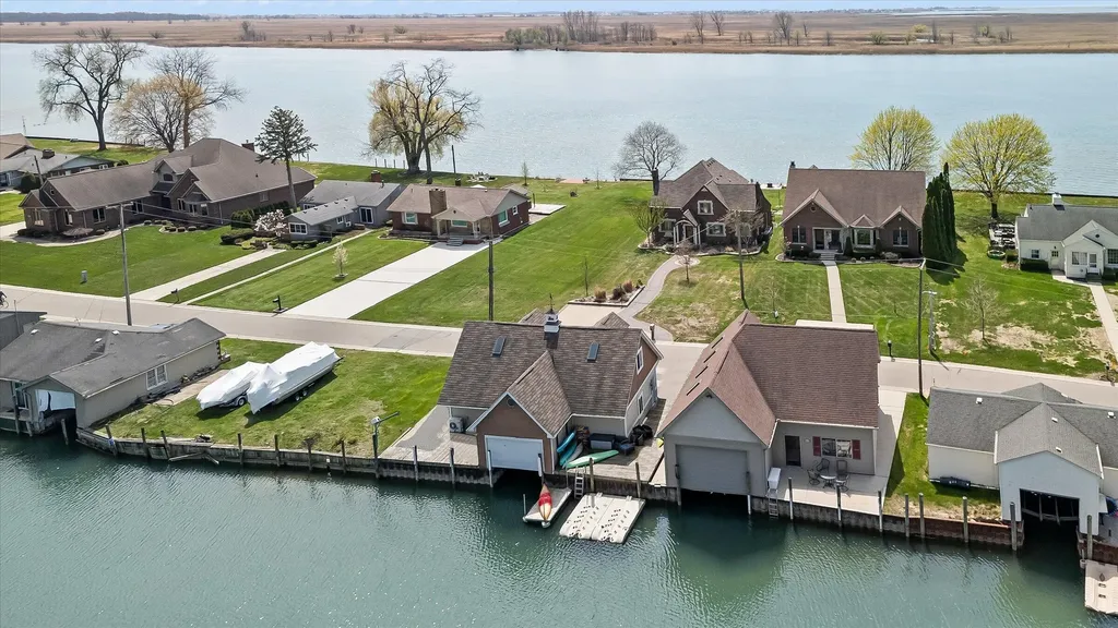 8115 Colony Drive Clay Township MI 48001
