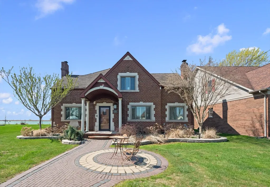8115 Colony Drive Clay Township MI 48001