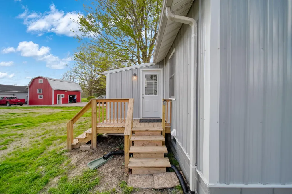 6357 U.s. 223 Palmyra Township MI 49268