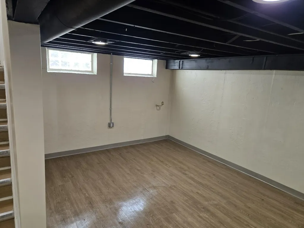 9634 Inkster Road Redford Charter Township MI 48239